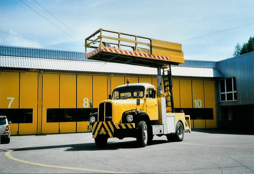 (106'812) - Aus dem Archiv: VBSH Schaffhausen - Nr. 90/SH 38'090 - Saurer am 26. April 2008 in Schaffhausen, Busdepot