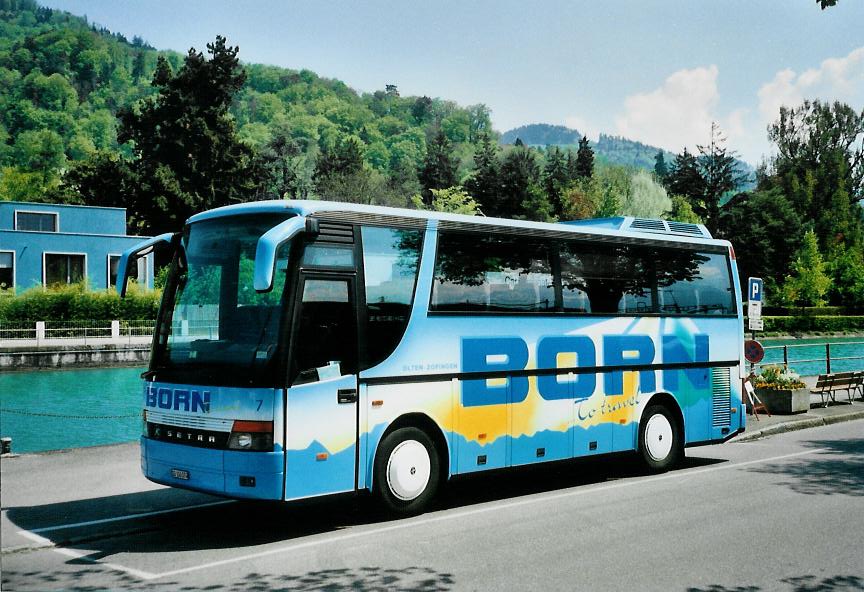 (106'913) - Born, Olten - Nr. 7/SO 106'074 - Setra am 6. Mai 2008 bei der Schifflndte Thun