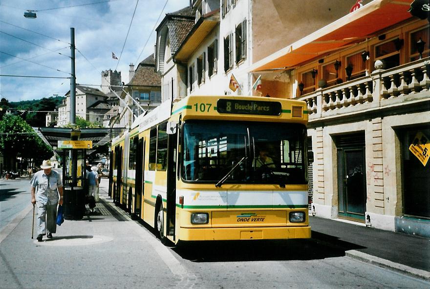 (109'832) - TN Neuchtel - Nr. 107 - NAW/Hess Gelenktrolleybus am 2. August 2008 in Neuchtel, Place Pury