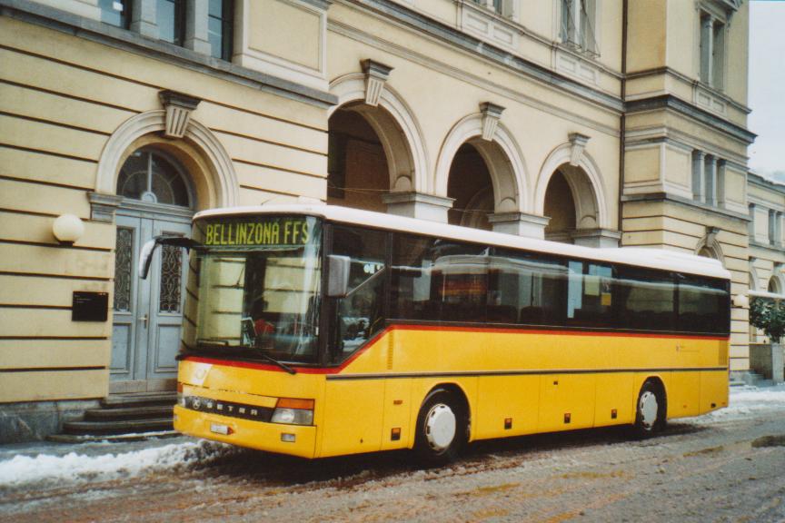 (112'723) - Barenco, Faido - TI 161'282 - Setra am 10. Dezember 2008 beim Bahnhof Bellinzona