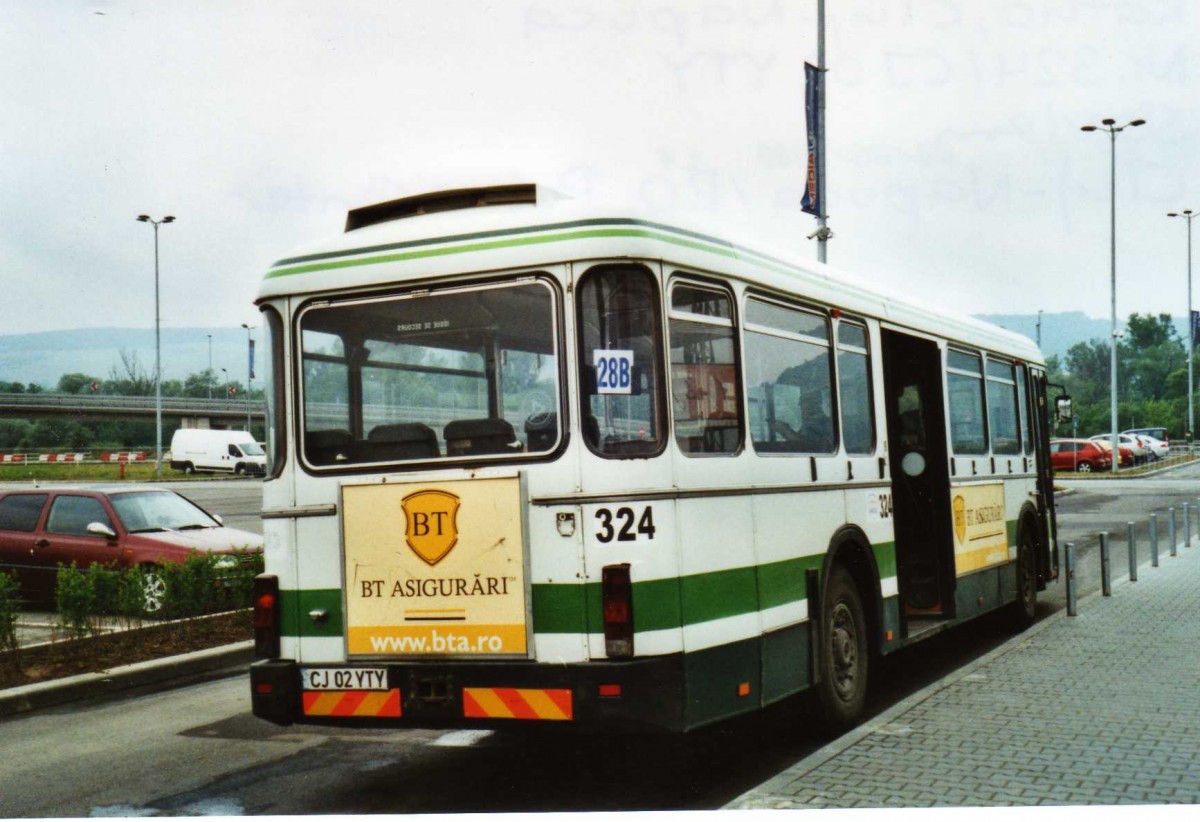 (117'005) - Ratuc, Cluj-Napoca - Nr. 324/CJ 02 YTY - Saviem (ex RATP F-Paris) am 28. Mai 2009 in Cluj-Napoca, Polus Center