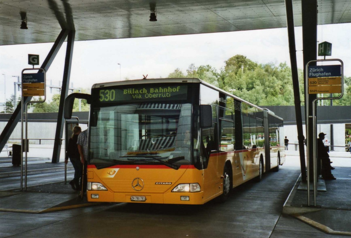 (119'021) - PostAuto Zrich - Nr. 194/ZH 780'781 - Mercedes (ex Nr. 27) am 10. Juli 2009 in Zrich, Flughafen