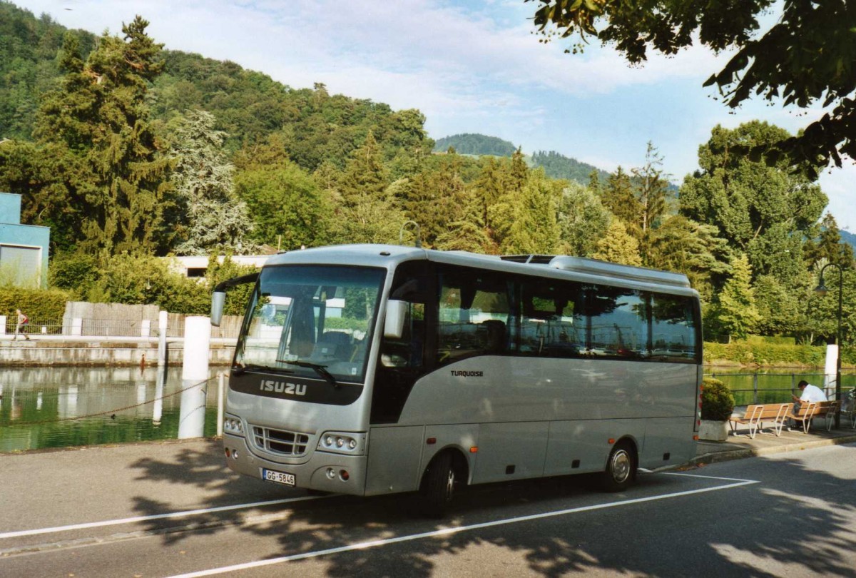 (119'201) - Aus Lettland: GG-5846 - Isuzu am 13. Juli 2009 bei der Schifflndte Thun