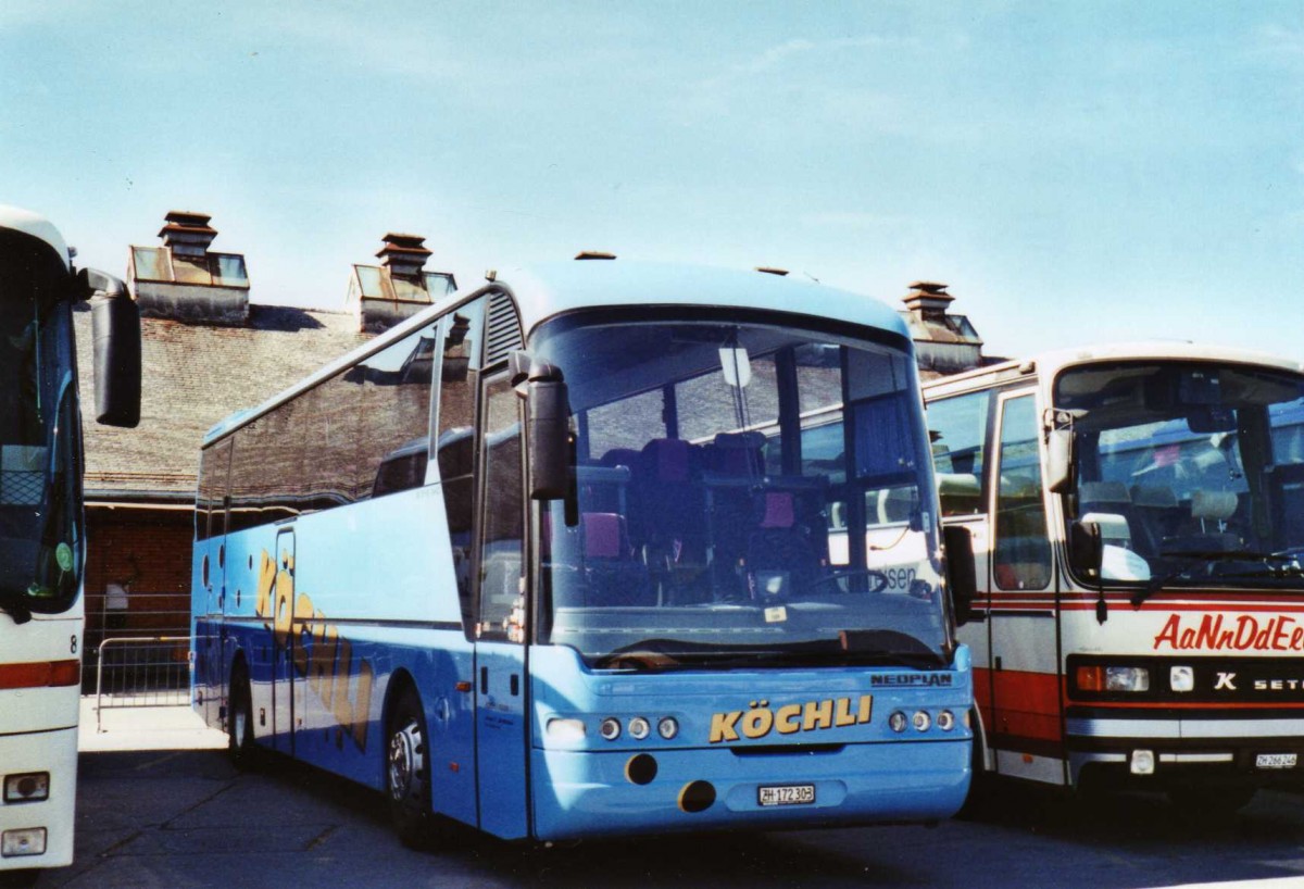 (125'128) - Kchli, Bachs - ZH 172'303 - Neoplan am 19. Mrz 2010 in Thun, Expo