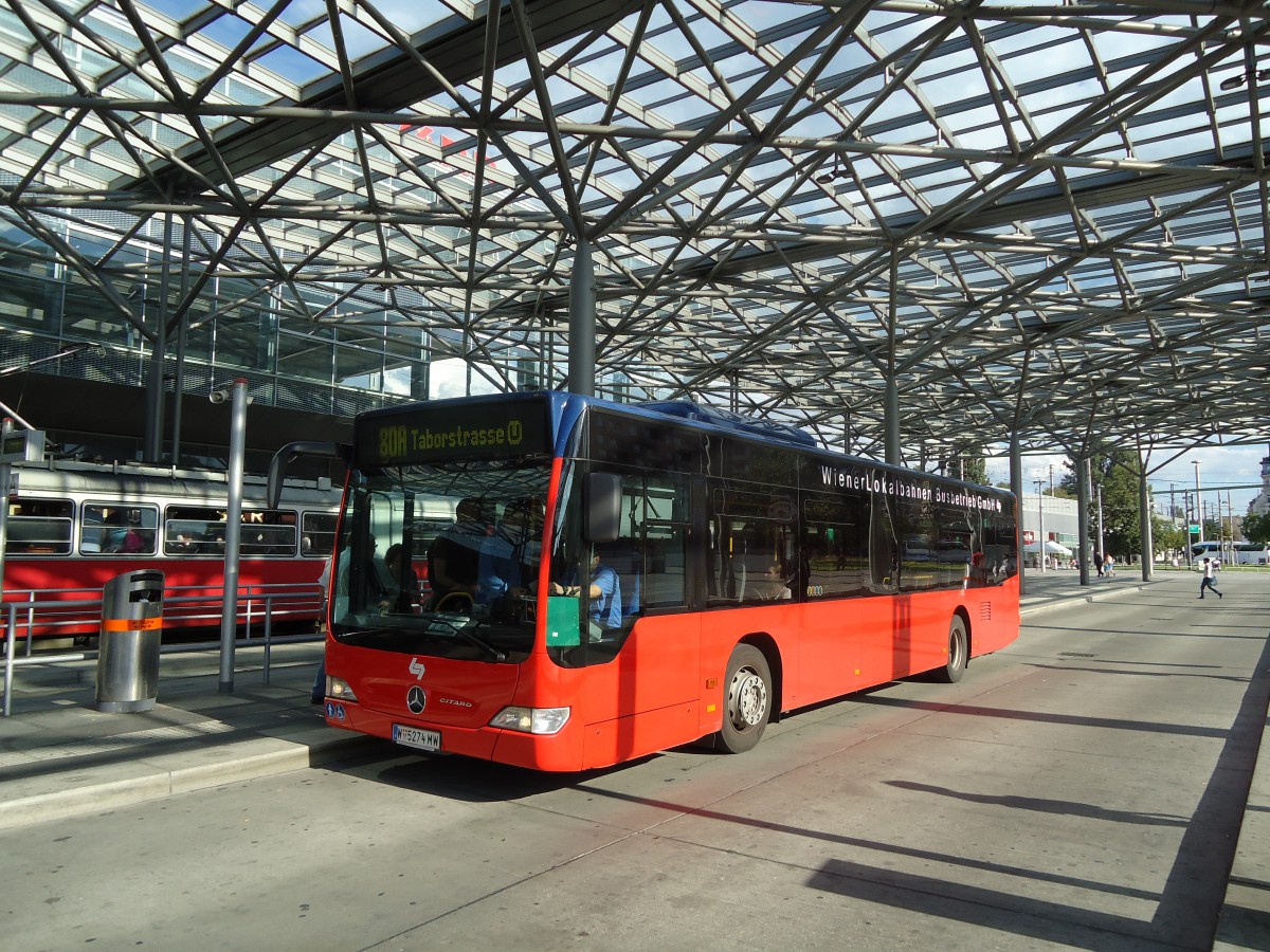 (128'423) - Wiener Lokalbahn - Nr. 554/W 5274 MW - Mercedes am 9. August 2010 in Wien, Praterstern