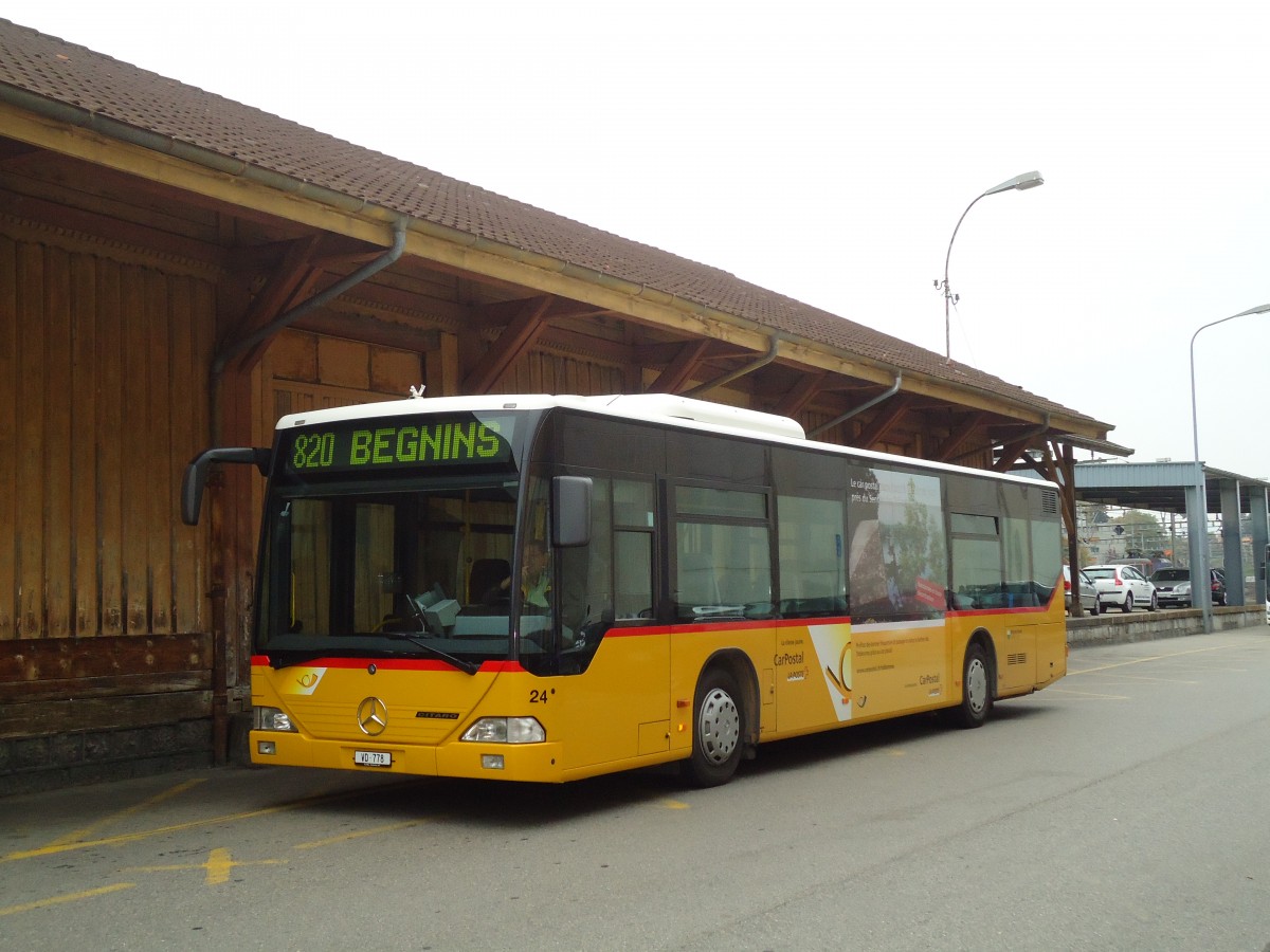 (130'459) - SAPJV, L'Isle - Nr. 24/VD 778 - Mercedes am 14. Oktober 2010 beim Bahnhof Nyon