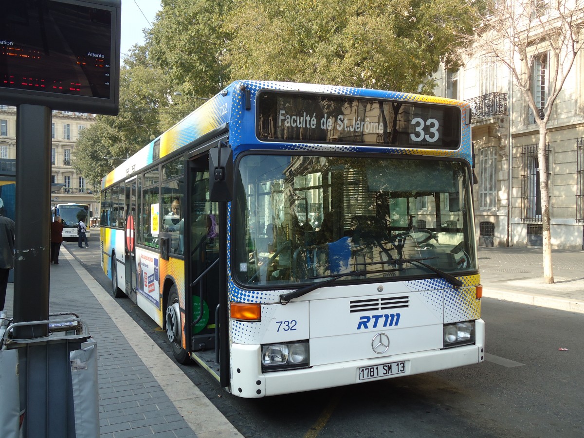 (130'534) - RTM Marseille - Nr. 732/1781 SM 13 - Mercedes am 15. Oktober 2010 in Marseille, Reformes Canebire