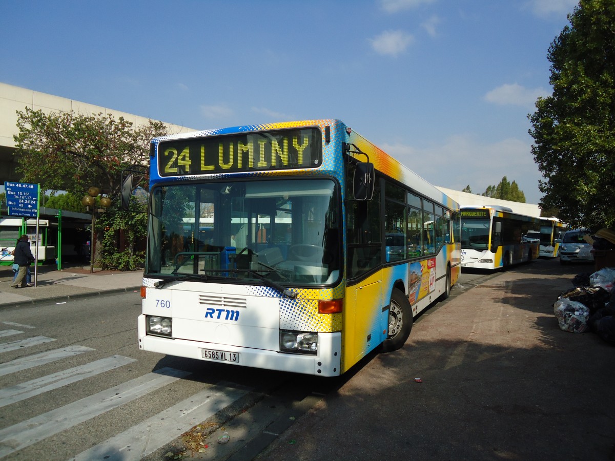 (130'586) - RTM Marseille - Nr. 760/6585 VL 13 - Mercedes am 15. Oktober 2010 in Marseille, Ste Marguerite