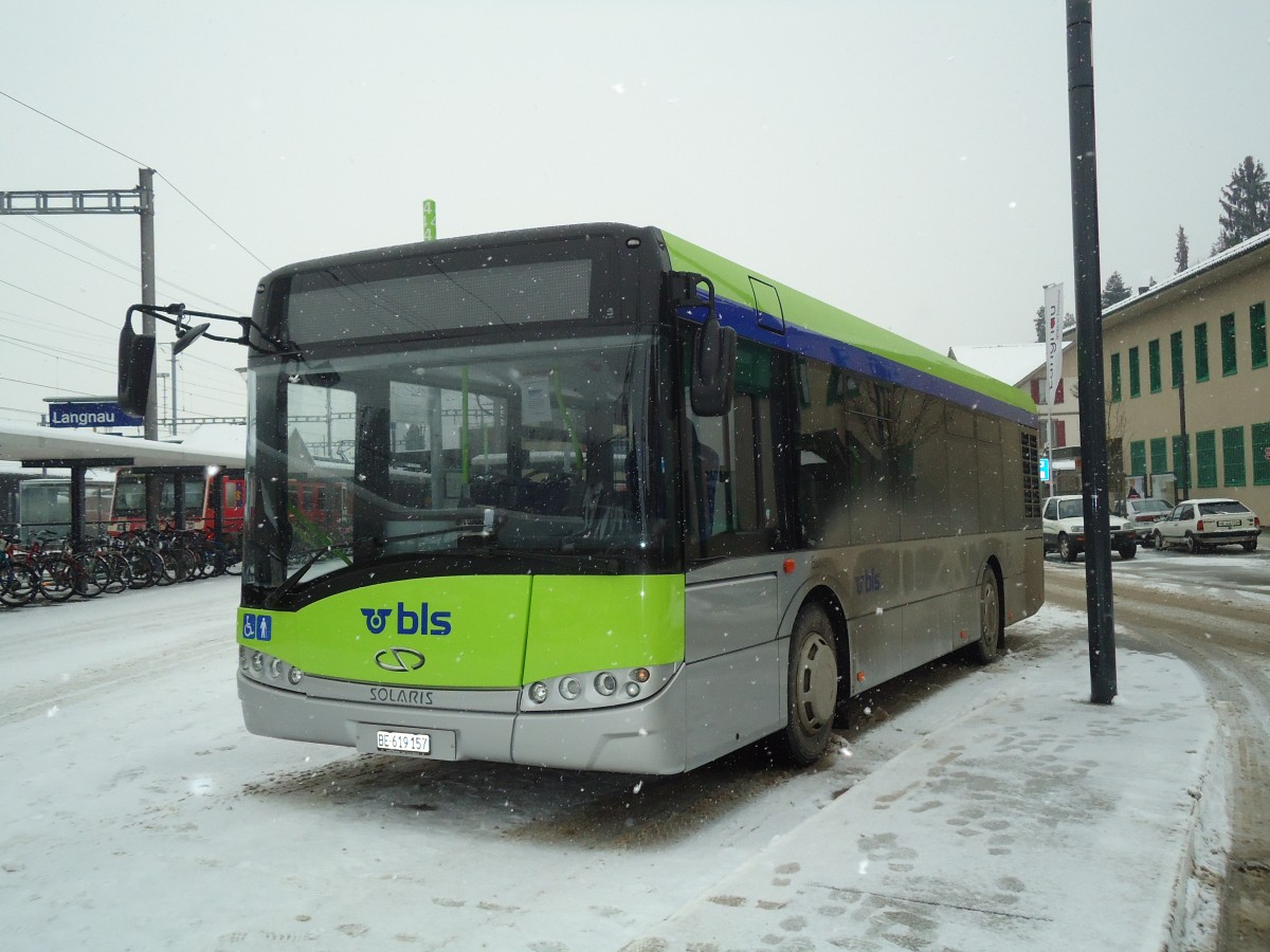 (131'732) - Busland, Burgdorf - Nr. 15/BE 619'157 - Solaris am 28. Dezember 2010 beim Bahnhof Langnau