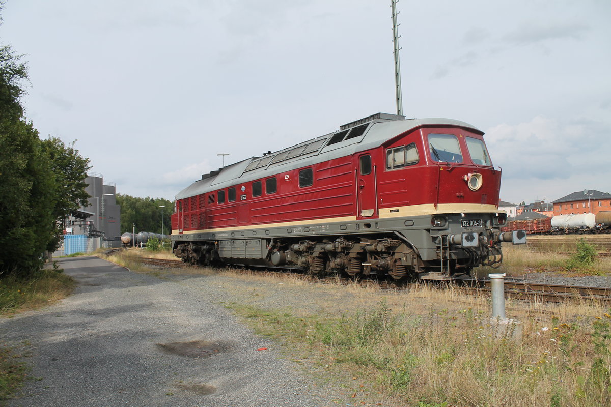 132 004 beim Tanklager in Marktredwitz. 08.08.19