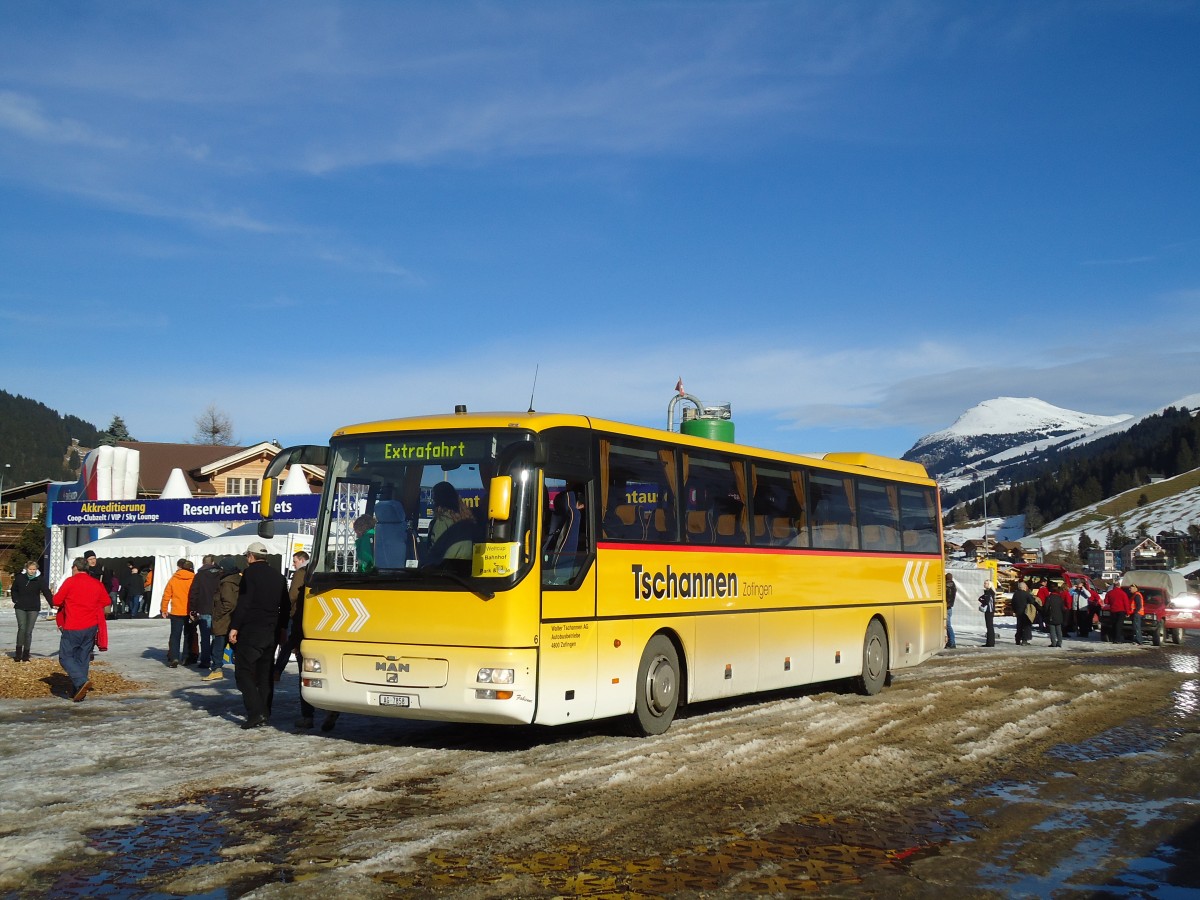 (132'156) - Tschannen, Zofingen - Nr. 6/AG 7858 - MAN am 8. Januar 2011 in Adelboden, Weltcup