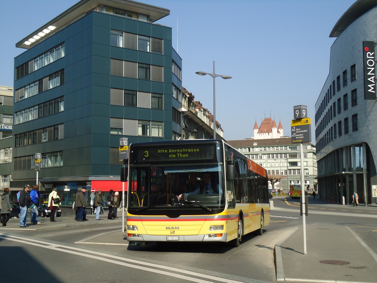 (132'768) - STI Thun - Nr. 111/BE 700'111 - MAN am 8. Mrz 2011 beim Bahnhof Thun