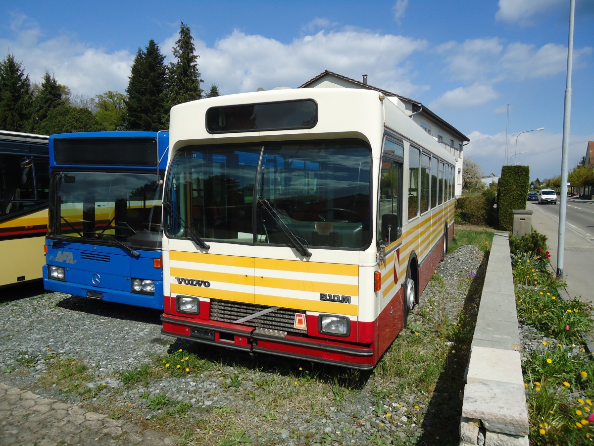 (133'282) - Busland, Burgdorf - Nr. 11 - Volvo/R&J (ex AOE Langnau Nr. 11; ex STI Thun Nr. 33; ex SAT Thun Nr. 33) am 13. April 2011 in Romanshorn, Spitz