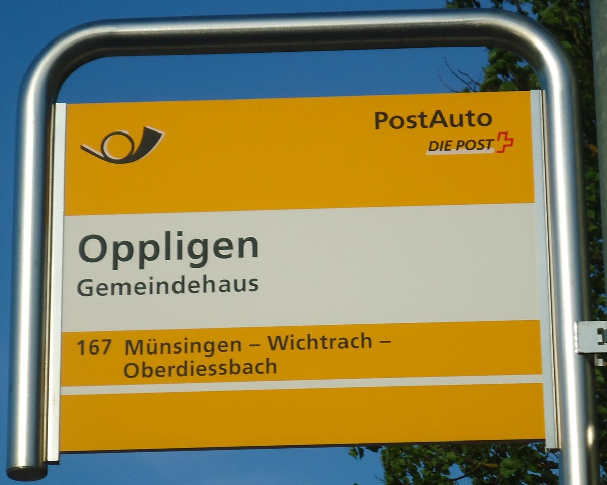 (133'477) - PostAuto-Haltestellenschild - Oppligen, Gemeindehaus - am 25. April 2011