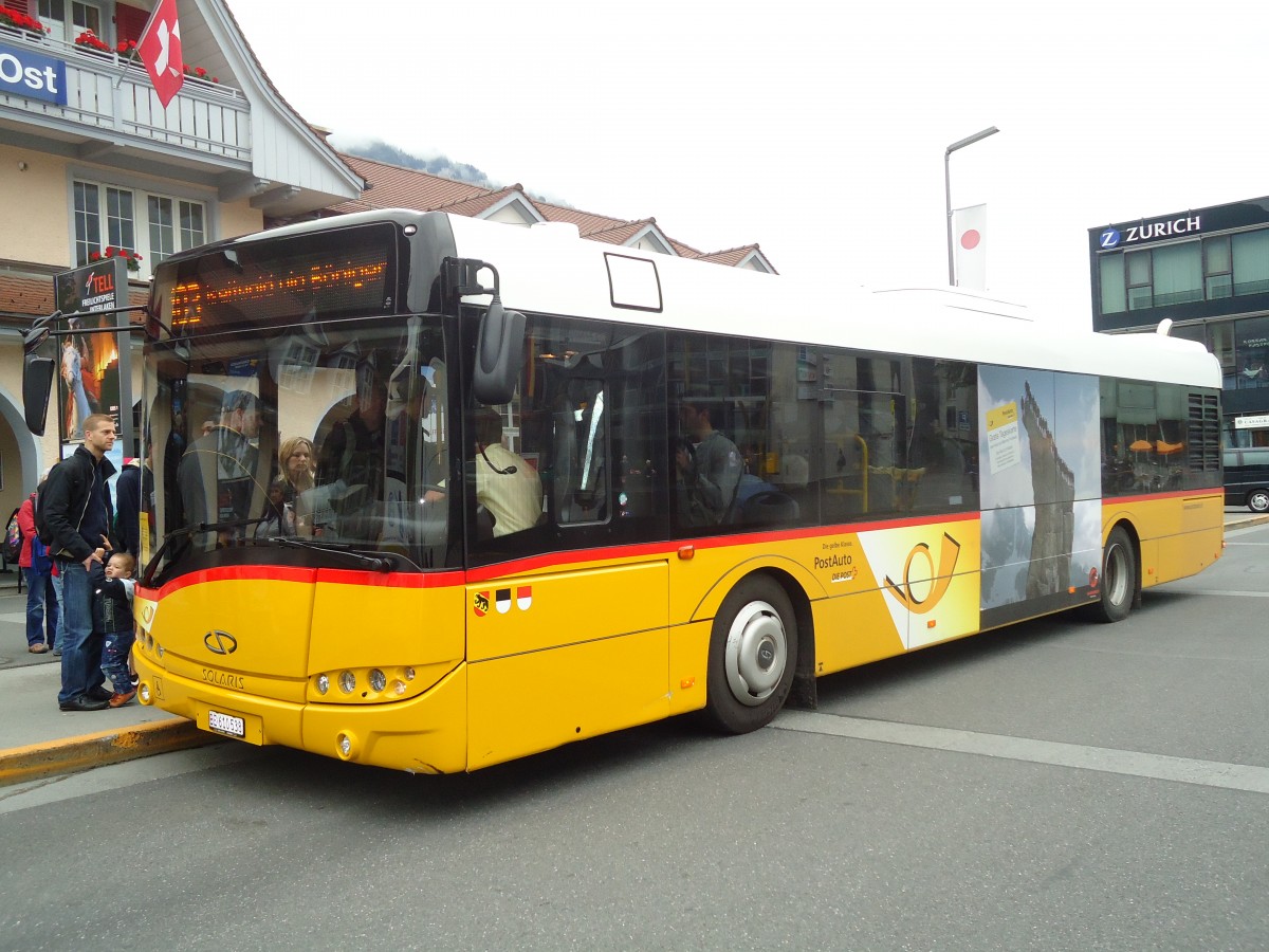 (134'163) - PostAuto Bern - BE 610'538 - Solaris am 11. Juni 2011 beim Bahnhof Interlaken Ost