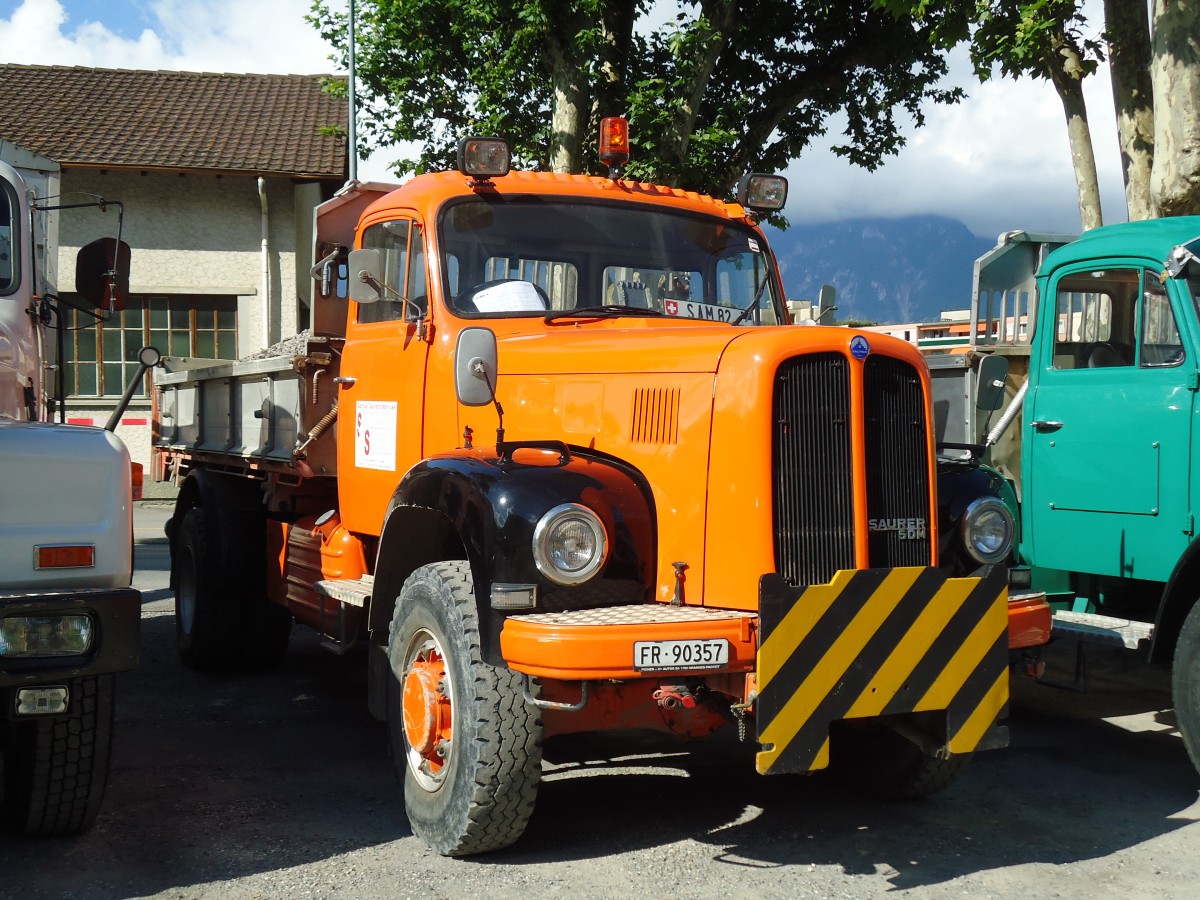 (135'341) - FR 90'357 - Saurer am 22. Juni 2013 in Aigle, Saurertreffen
