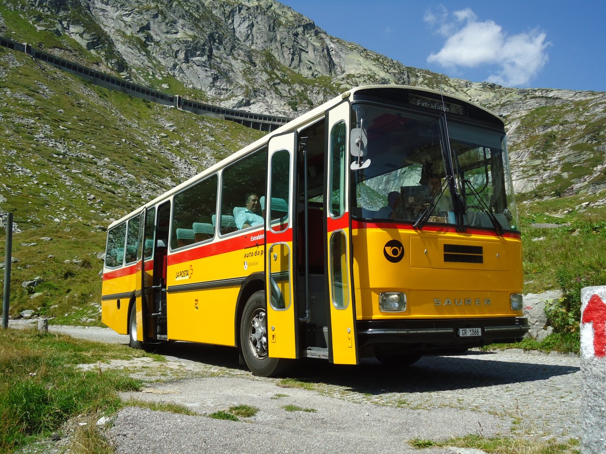 (135'704) - Mark, Andeer - GR 1866 - Saurer/R&J (ex PostAuto Graubnden; ex P 24'350) am 21. August 2011 in Gotthard, Alte Tremolastrasse