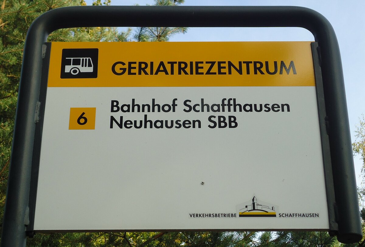 (136'235) - VERKEHRSBETRIEBE SCHAFFHAUSEN-Haltestellenschild - Schaffhausen, Geriatriezentrum - am 25. September 2011