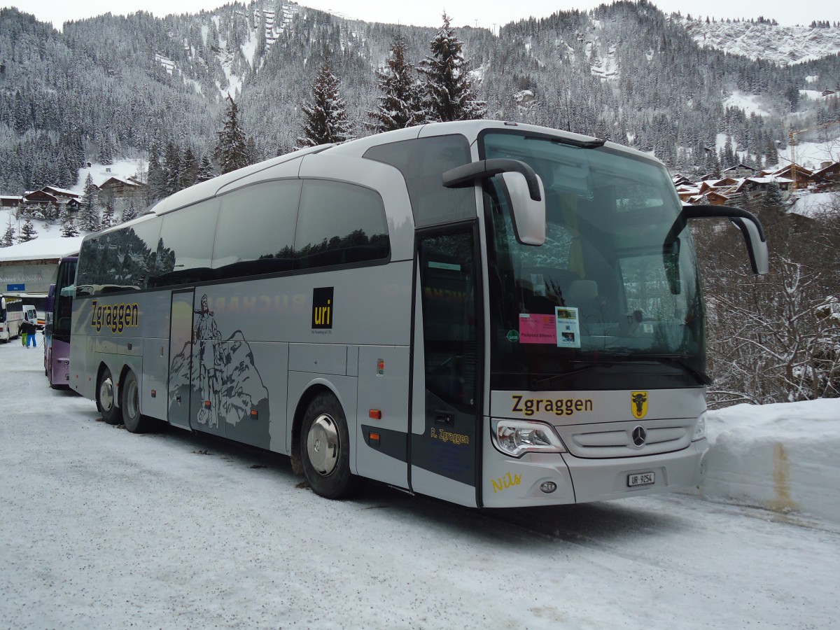 (137'372) - Zgraggen, Schattdorf - UR 9254 - Mercedes am 7. Januar 2012 in Adelboden, ASB