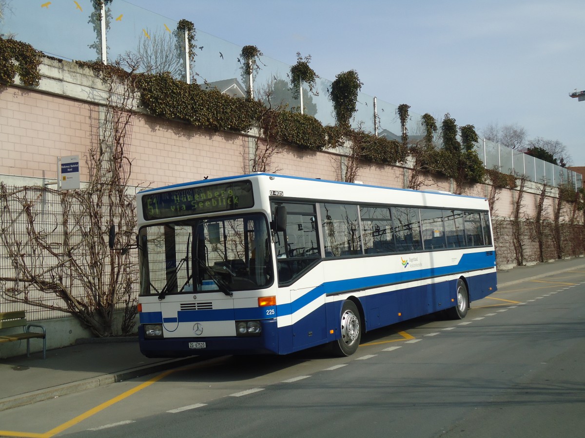 (138'057) - Odermatt, Rotkreuz - Nr. 225/ZG 67'520 - Mercedes (ex ZVB Zug Nr. 52) am 6. Mrz 2012 beim Bahnhof Rotkreuz