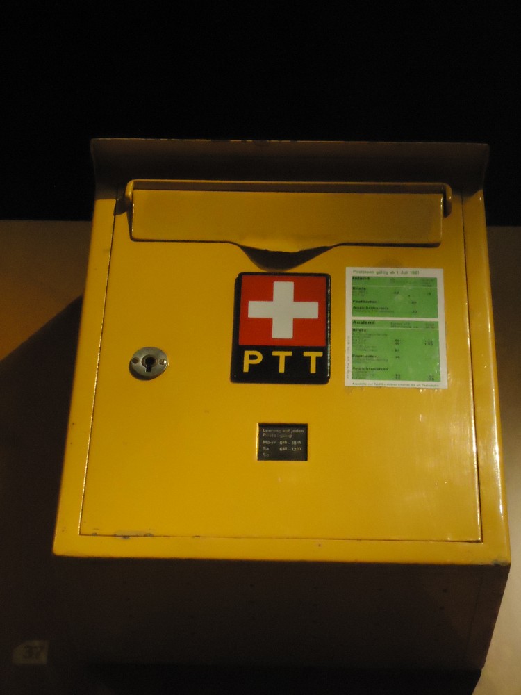 (139'315) - Alter Briefkasten am 3. Juni 2012 in Bern, Museum fr Kommunikation