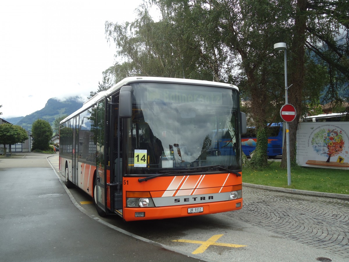 (139'415) - AAGU Altdorf - Nr. 51/UR 9311 - Setra am 11. Juni 2012 beim Bahnhof Flelen