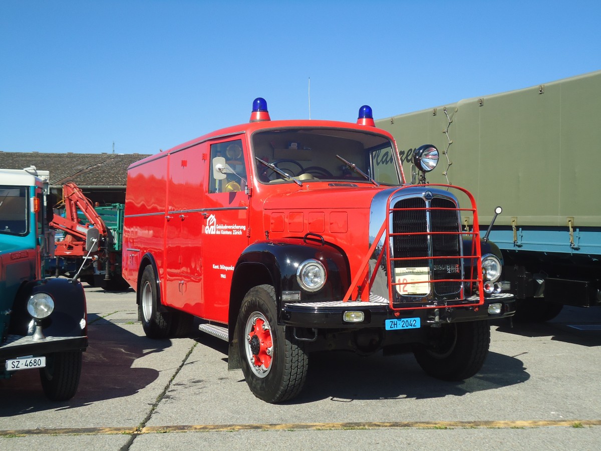 (139'550) - GVZ, Zrich - ZH 2042 - Saurer am 16. Juni 2012 in Hinwil, AMP