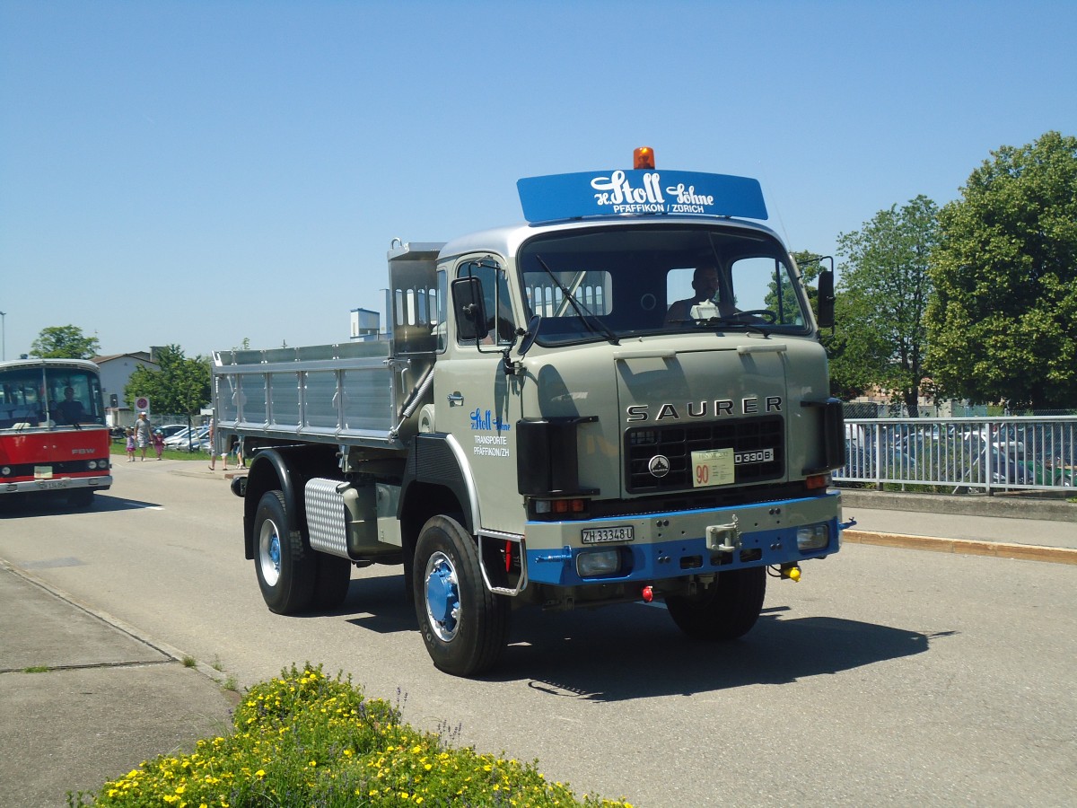 (139'730) - Stoll, Pfffikon - ZH 33'348 U - Saurer am 16. Juni 2012 in Hinwil, AMP