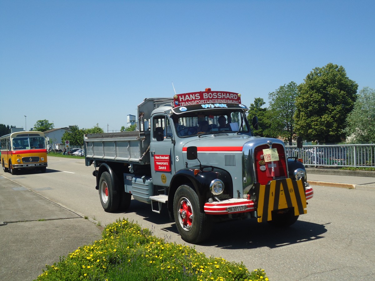 (139'736) - Bosshard, Zrich - Nr. 3/ZH 30'117 U - Saurer am 16. Juni 2012 in Hinwil, AMP