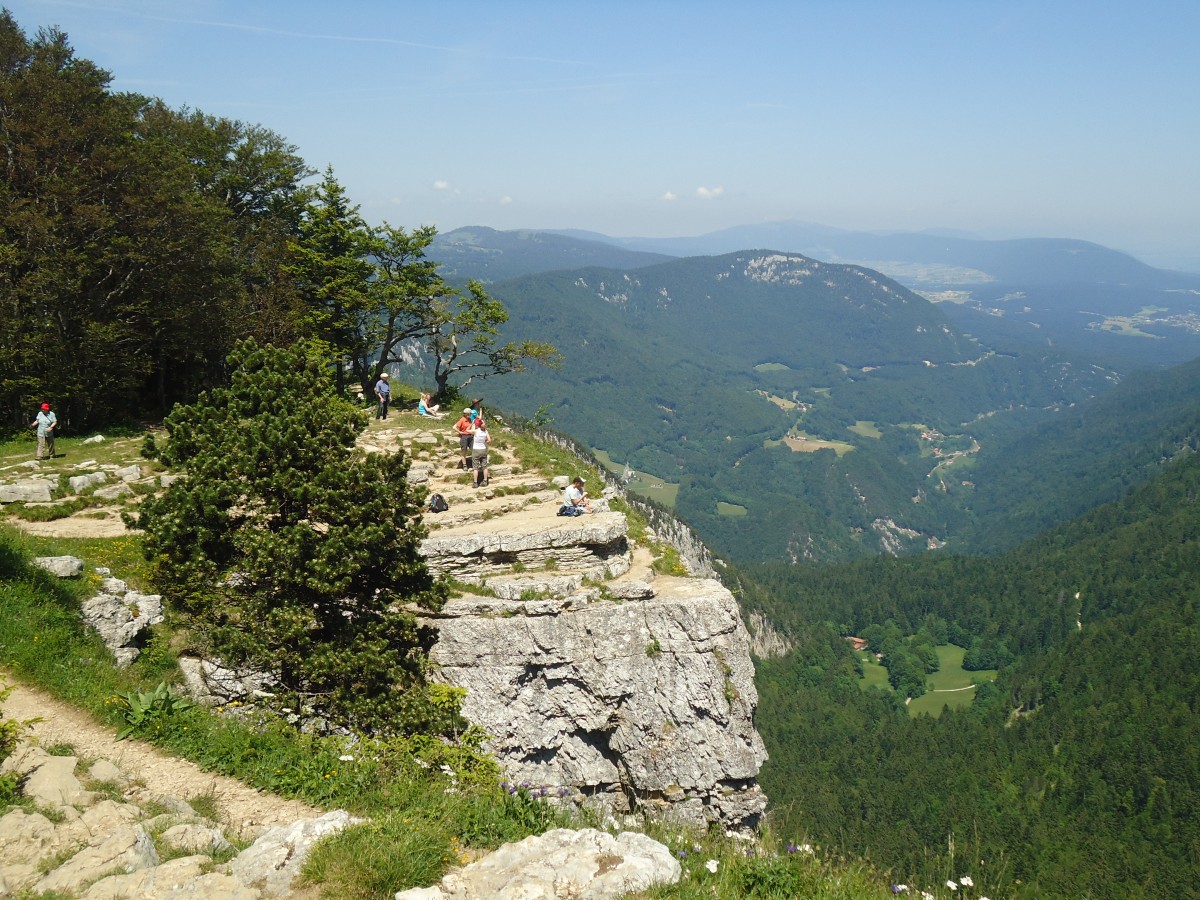 (139'867) - Der Creux du Van im Val de Travers am 17. Juni 2012