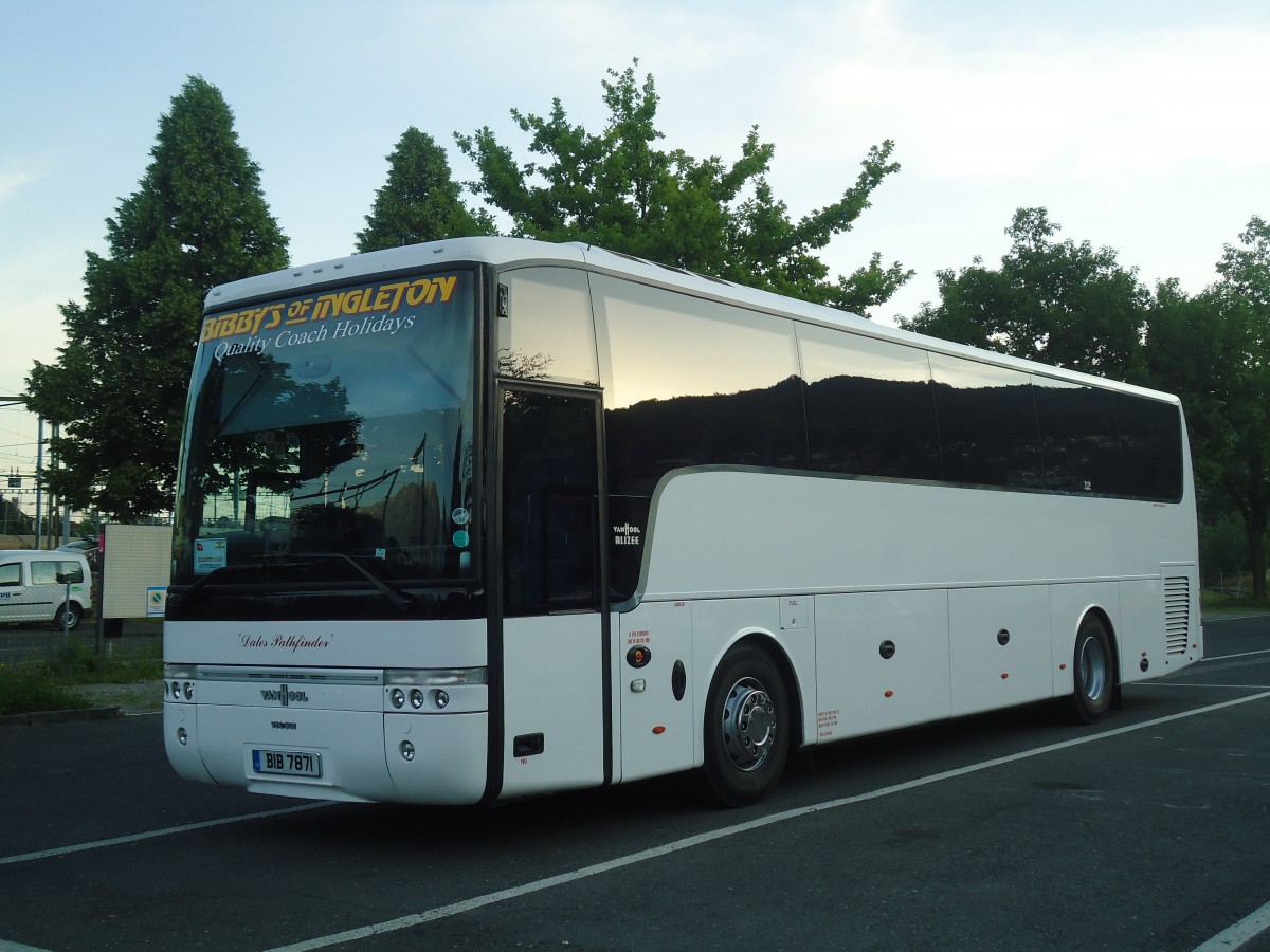 (139'886) - Aus England: Bibby's, Ingleton - BIB 7871 - Van Hool am 19. Juni 2012 in Thun, Seestrasse