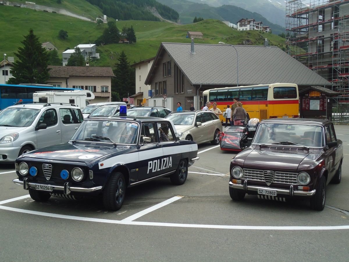(140'250) - Alfa Romeo - SZ 90'204 U + SZ 72'802 - am 1. Juli 2012 beim Bahnhof Andermatt
