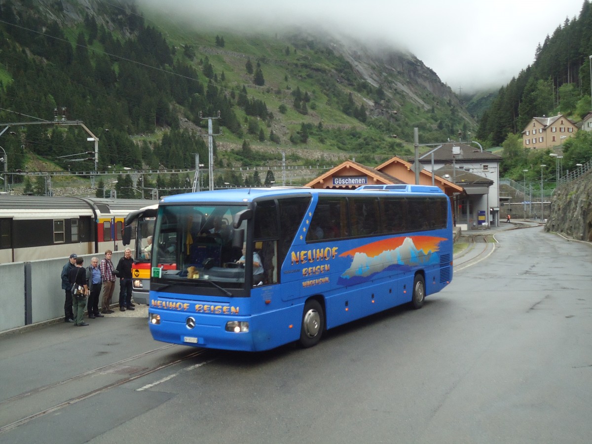 (140'376) - Klin, Wdenswil - ZH 103'173 - Mercedes am 1. Juli 2012 beim Bahnhof Gschenen