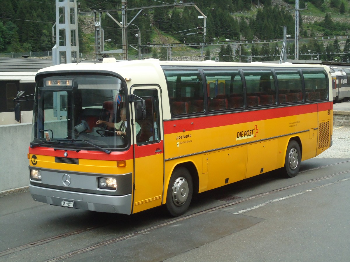 (140'378) - Mattli, Wassen - UR 9107 - Mercedes am 1. Juli 2012 beim Bahnhof Gschenen