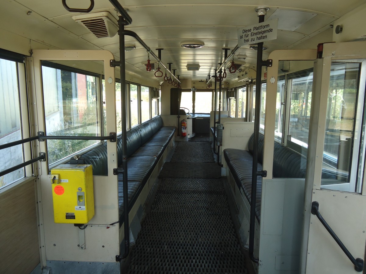 (141'309) - VW Winterthur (TVS) - Nr. 25 - Saurer/Saurer Trolleybus am 19. August 2012 in Yvonand, Halle TVS (Innenaufnahme)