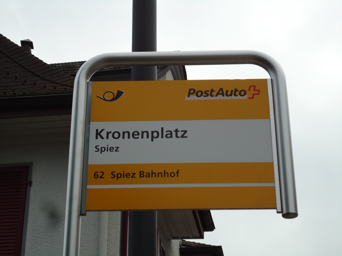 (143'000) - PostAuto-Haltestelle - Spiez, Kronenplatz - am 7. Januar 2013
