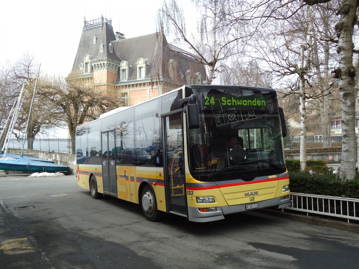 (143'449) - STI Thun - Nr. 133/BE 801'133 - MAN/Gppel am 4. Mrz 2013 in Oberhofen, Dorf