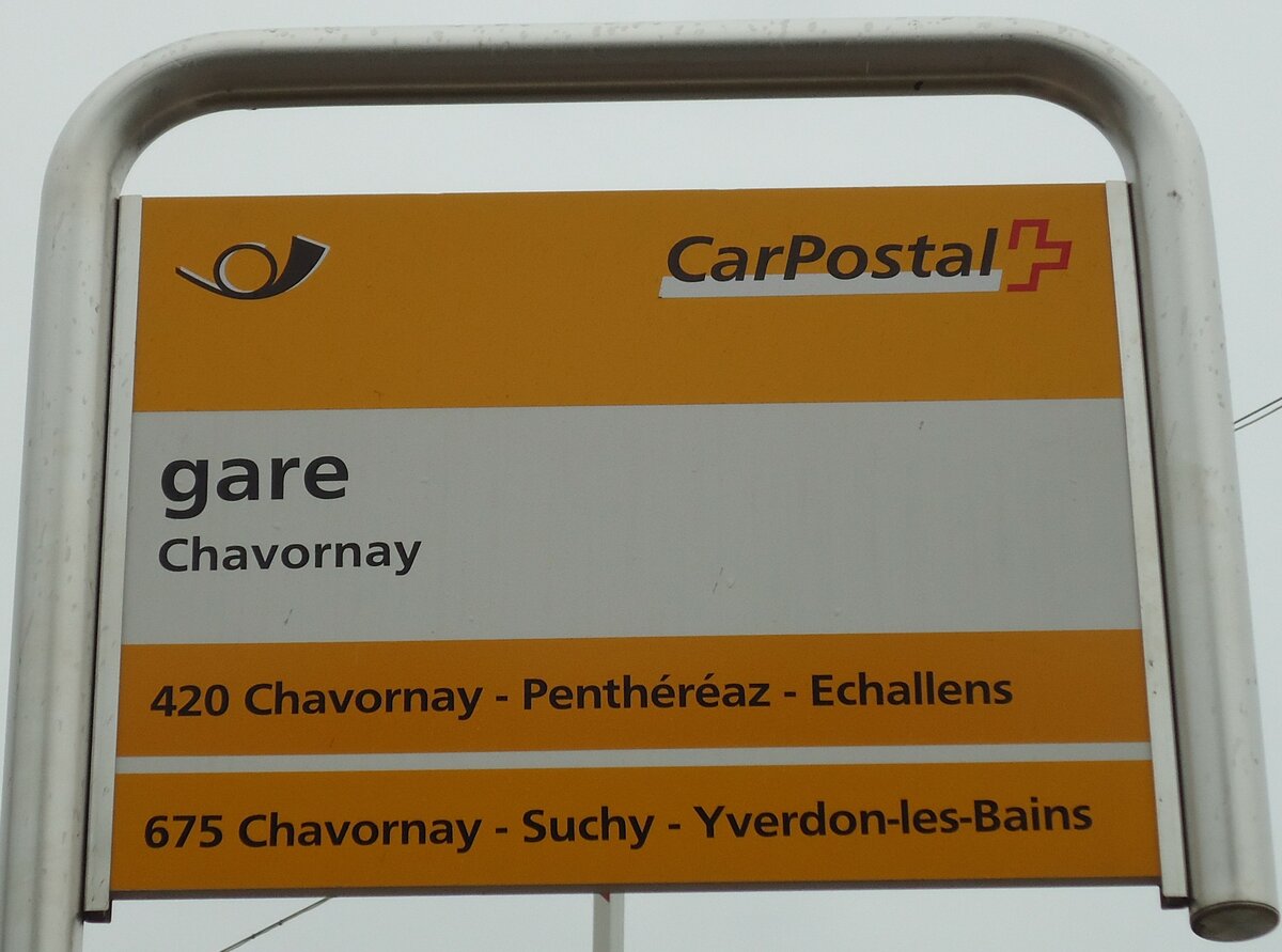 (143'862) - PostAuto-Haltestellenschild - Chavornay, gare - am 27. April 2013