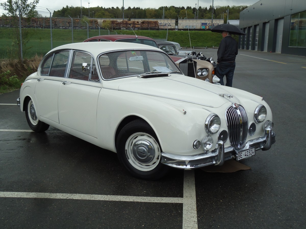 (144'113) - Jaguar - BE 42'324 - am 12. Mai 2013 in Langenthal, Calag