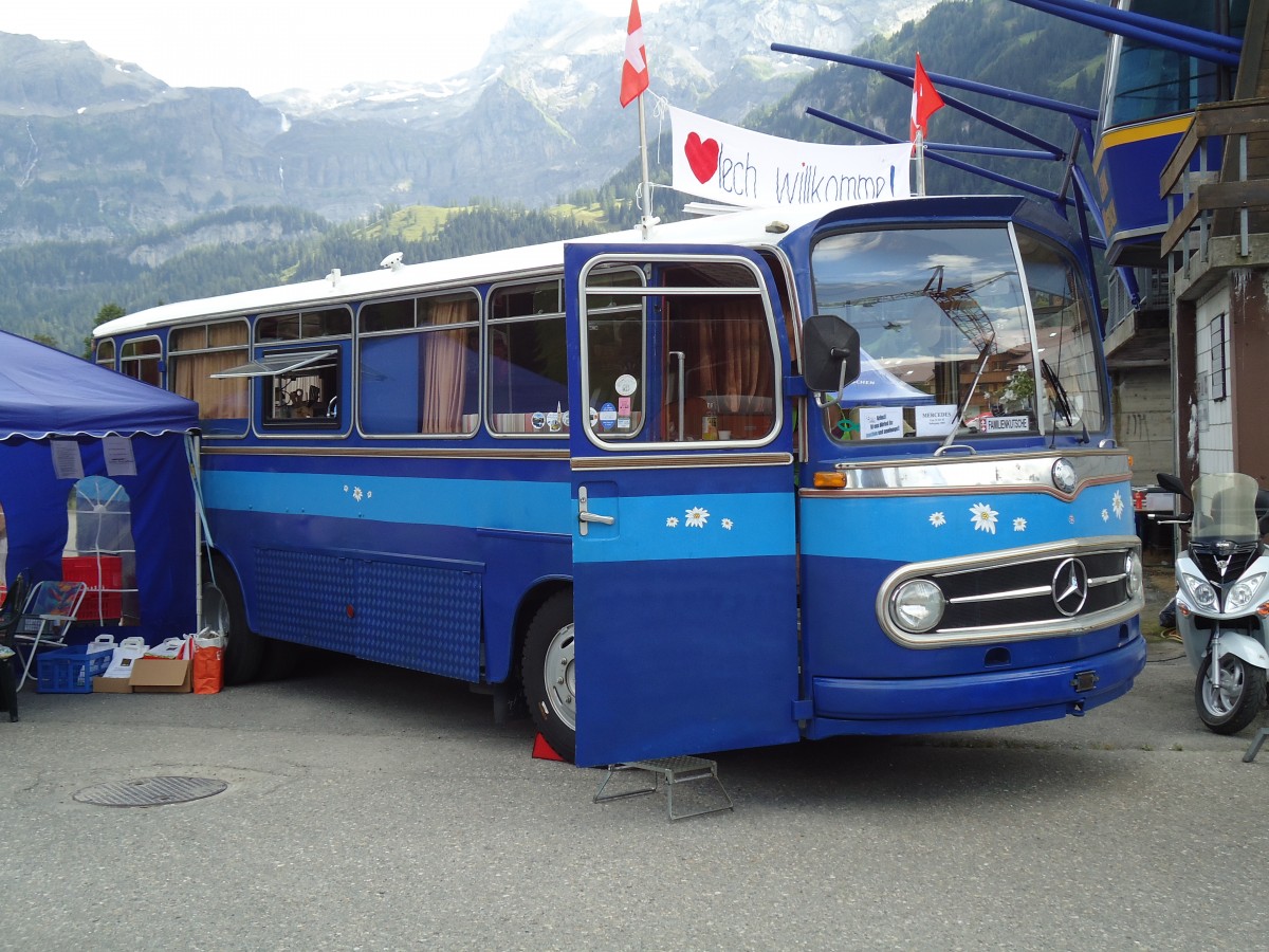 (146'404) - Mller, Lenk - Mercedes am 17. August 2013 in Lenk, Metschbahnen