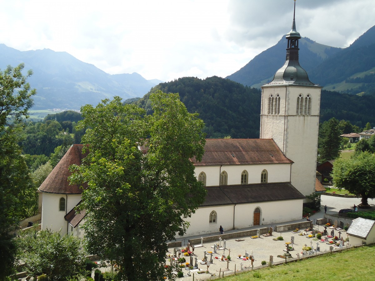 (146'514) - Die Kirche von Gruyres am 26. August 2013