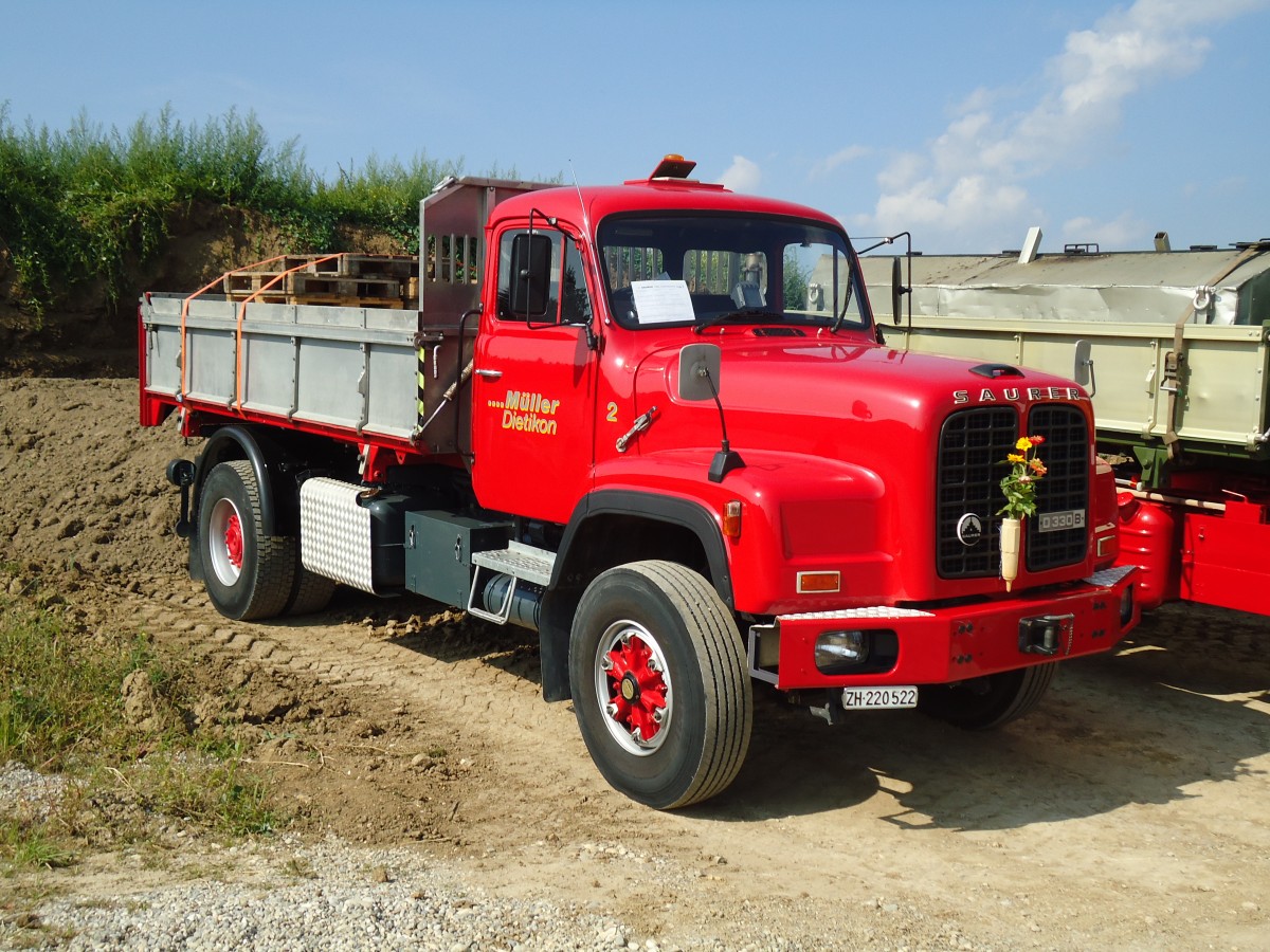 (146'615) - Mller, Dietikon - Nr. 2/ZH 220'522 - Saurer am 31. August 2013 in Niederbipp, Saurertreffen