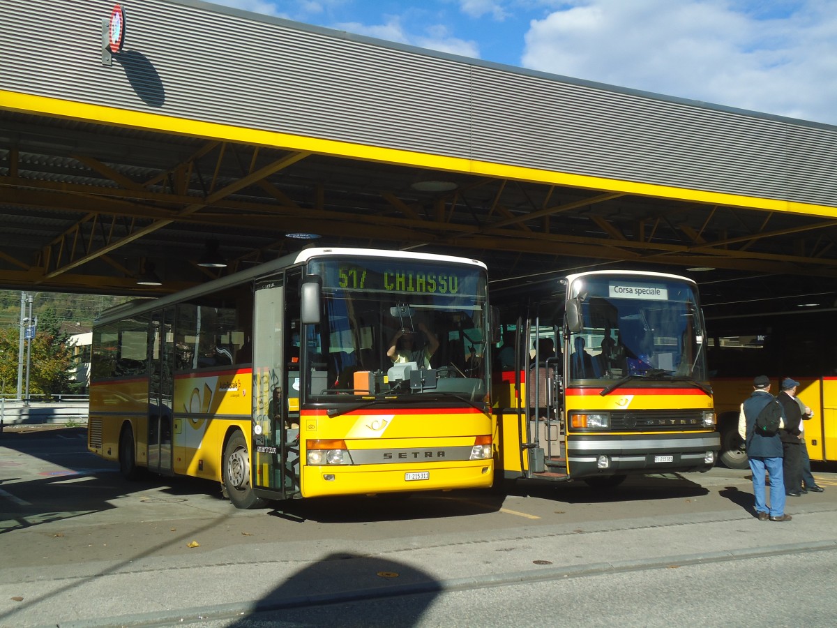 (147'855) - AutoPostale Ticion - TI 215'311 - Setra (ex Marchetti, Airolo) am 6. November 2013 beim Bahnhof Mendrisio