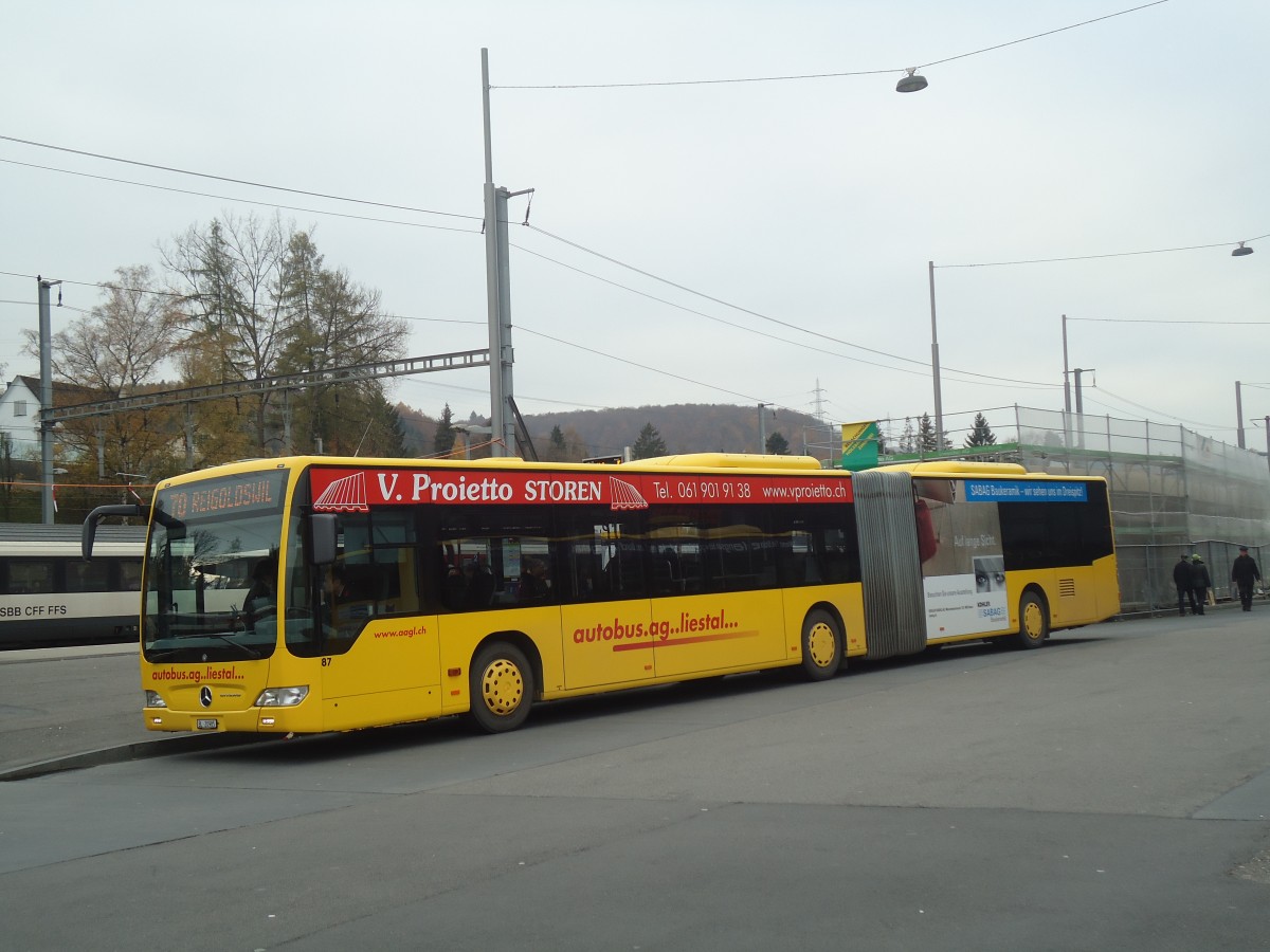 (148'112) - AAGL Liestal - Nr. 87/BL 20'985 - Mercedes am 17. November 2013 beim Bahnhof Liestal