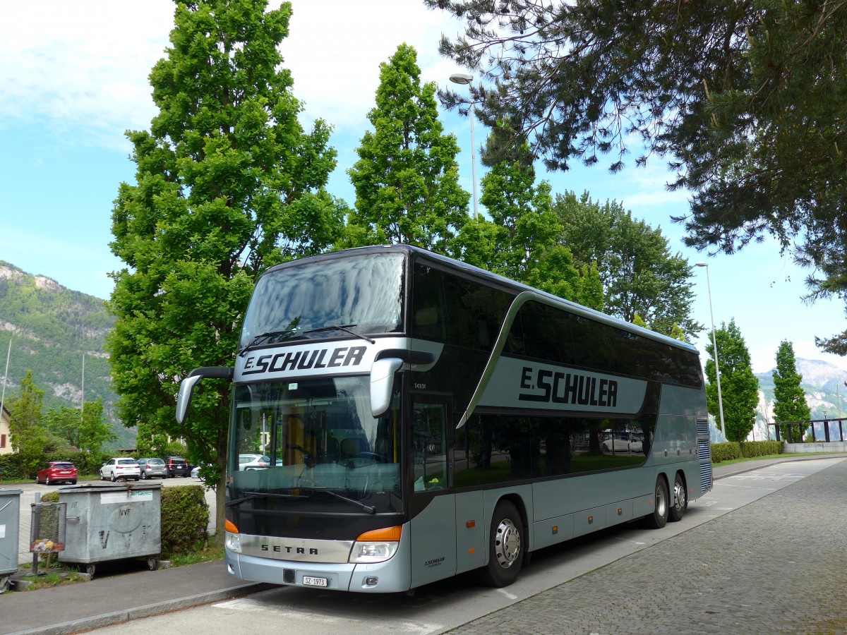 (150'558) - Schuler, Feusisberg - SZ 1973 - Setra am 10. Mai 2014 beim Bahnhof Flelen