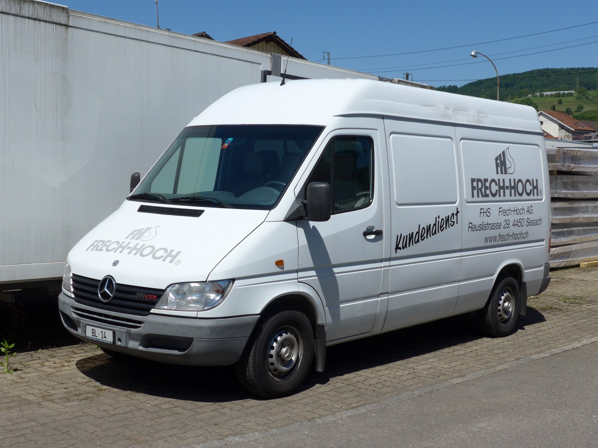 (150'700) - FHS, Sissach - BL 14 - Mercedes am 18. Mai 2014 in Sissach, FHS