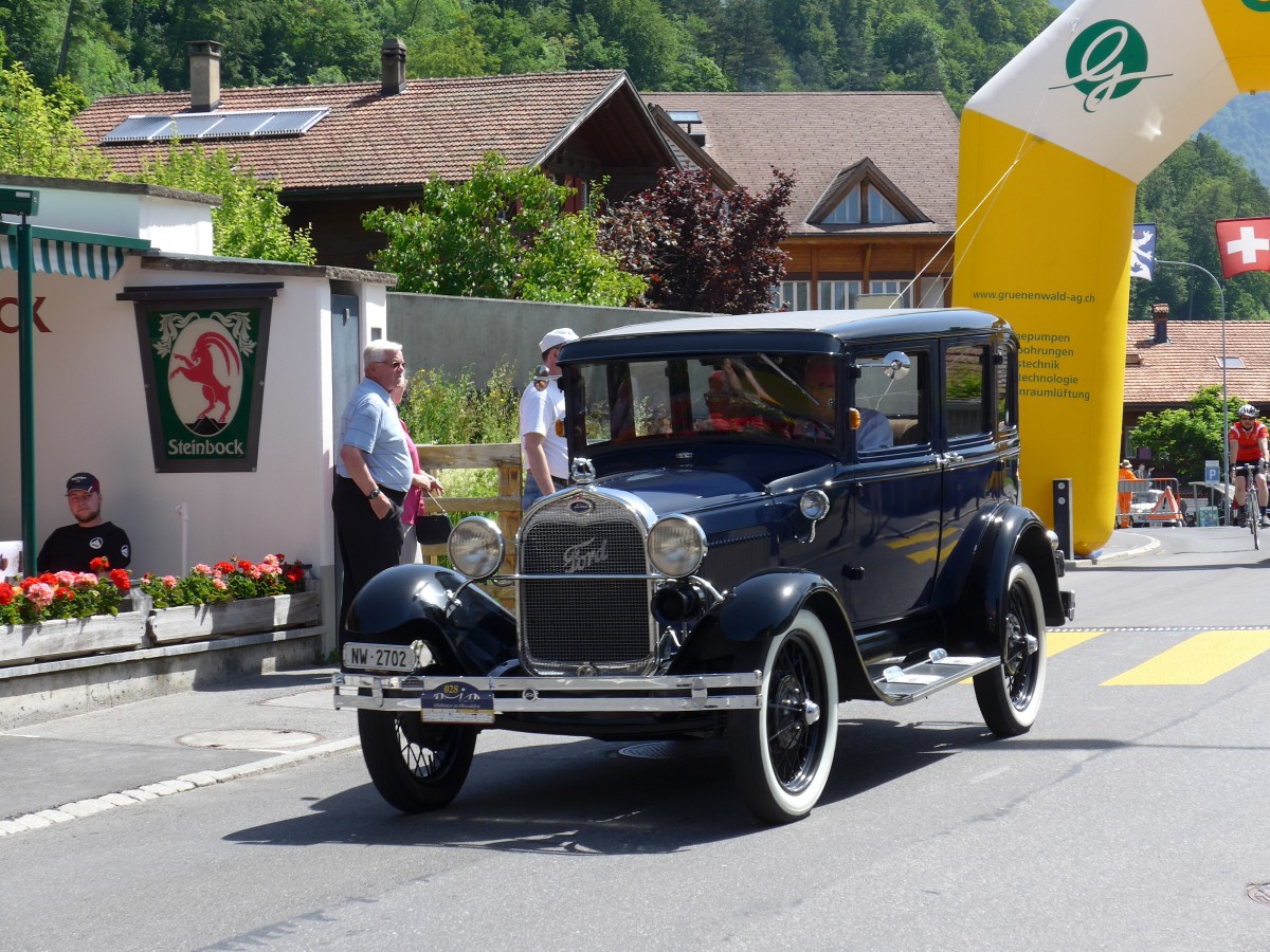 (151'269) - Ford - NW 2702 - am 8. Juni 2014 in Brienz, OiO