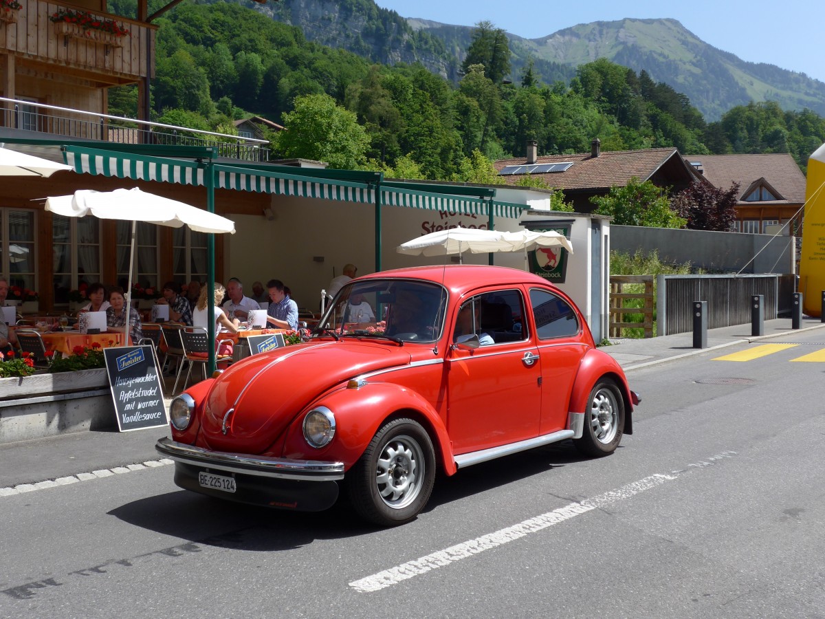 (151'315) - VW-Kfer - BE 225'124 - am 8. Juni 2014 in Brienz, OiO