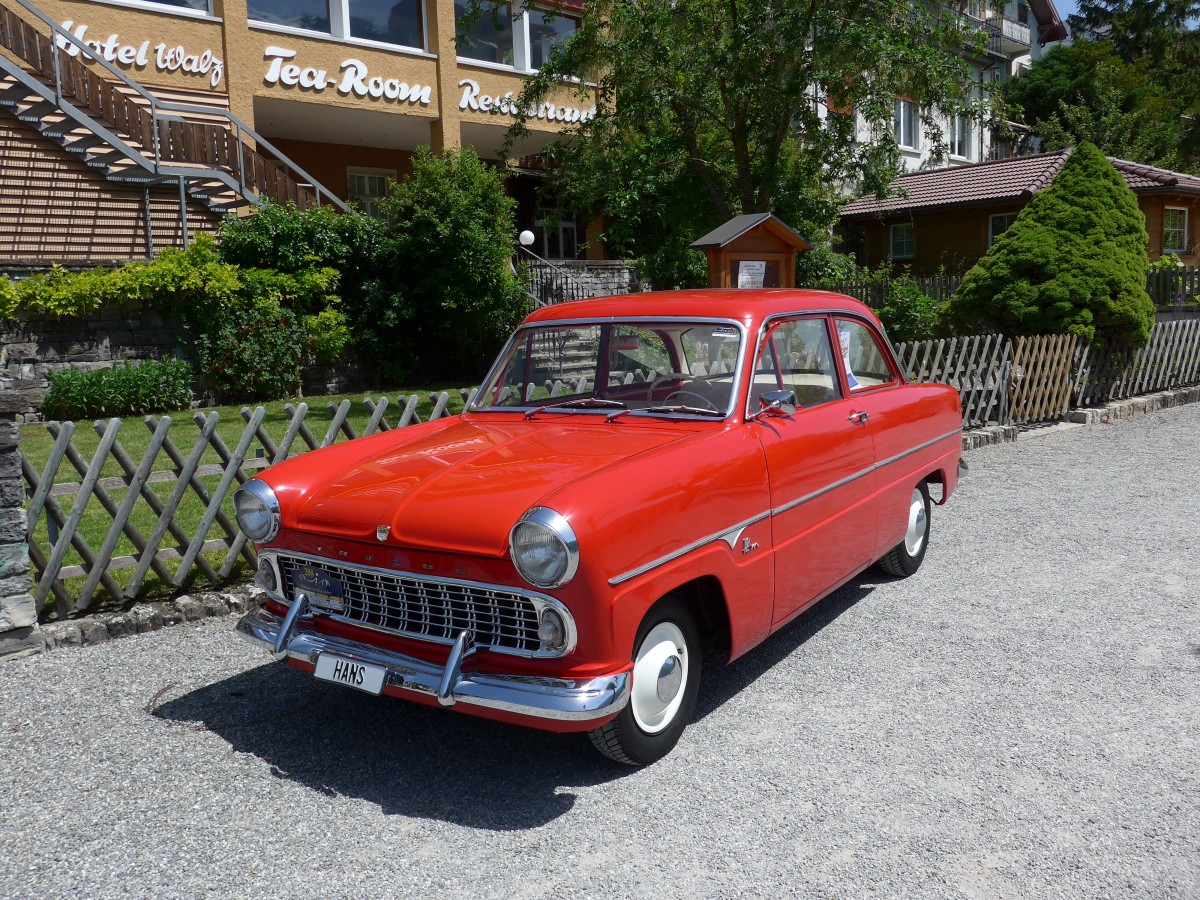 (151'342) - Ford - ZH 617'262 - am 8. Juni 2014 in Brienz, OiO