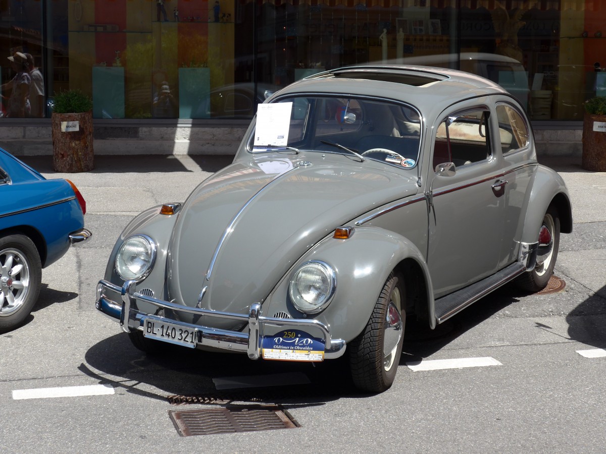 (151'352) - VW-Kfer - BL 140'321 - am 8. Juni 2014 in Brienz, OiO